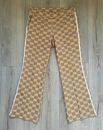Cambio francoise cropped - cambio,